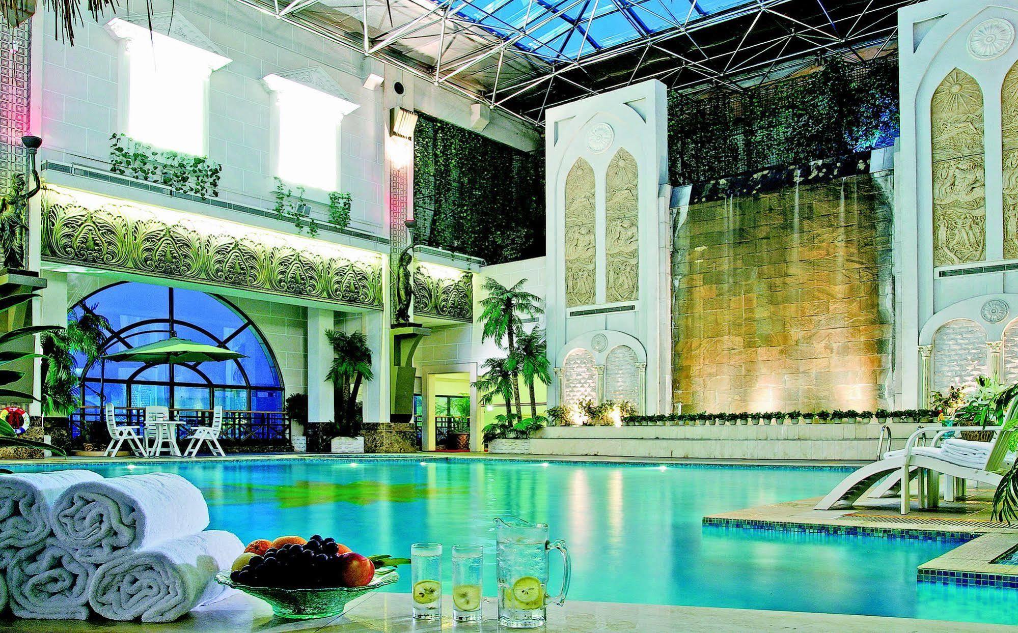 Grand Noble Hotel Dongguan Dongguan  Exterior foto